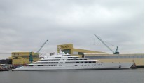 180m Azzam yacht - Photo by Klaus Jordan